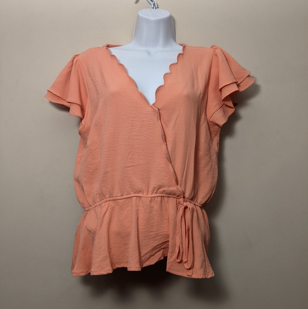 IRIS Scalloped Peach Faux Wrap Short Sleeve Top L New